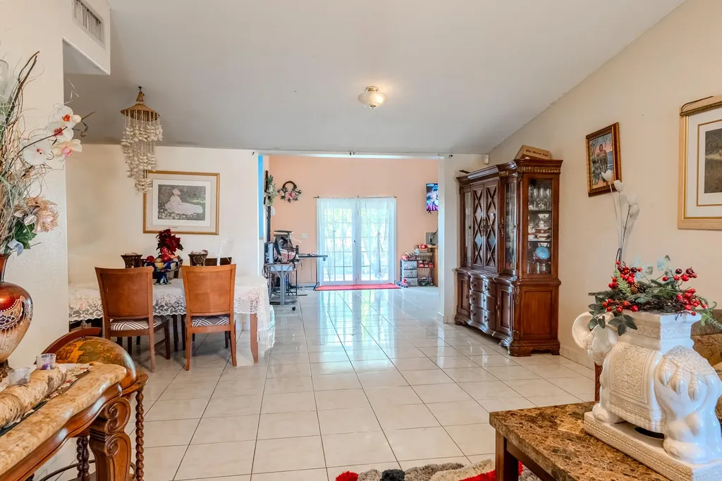 2936 SW 11th Court Fort Lauderdale FL 33312