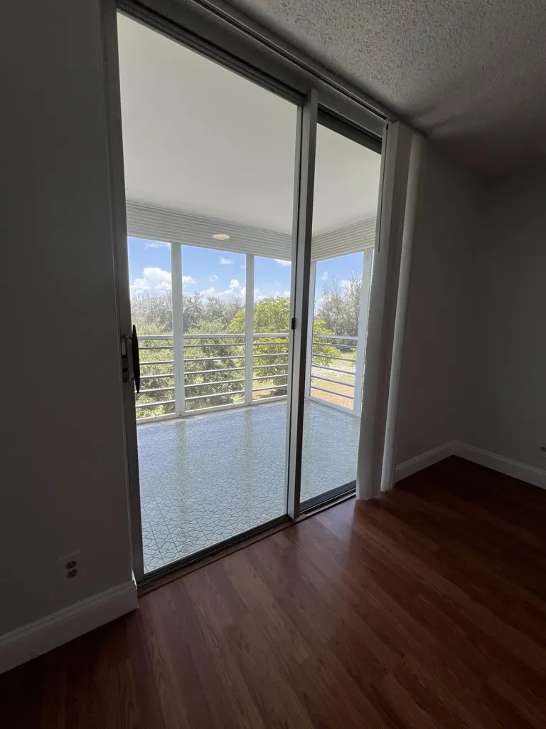 5961 NW 2nd Avenue Boca Raton FL 33487