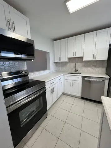 5961 NW 2nd Avenue Boca Raton FL 33487