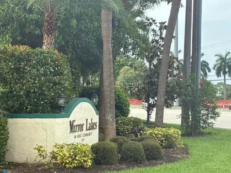 5021 Mirror Lakes Boulevard Boynton Beach FL 33472