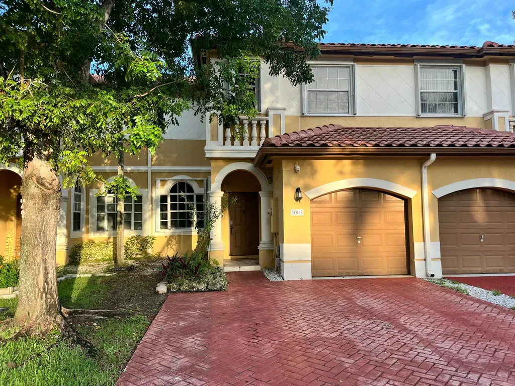 5003 SW 135th Way Miramar FL 33027