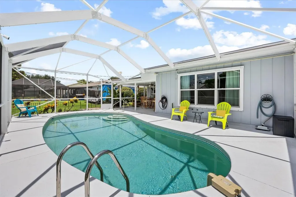 215 19th Avenue Vero Beach FL 32962