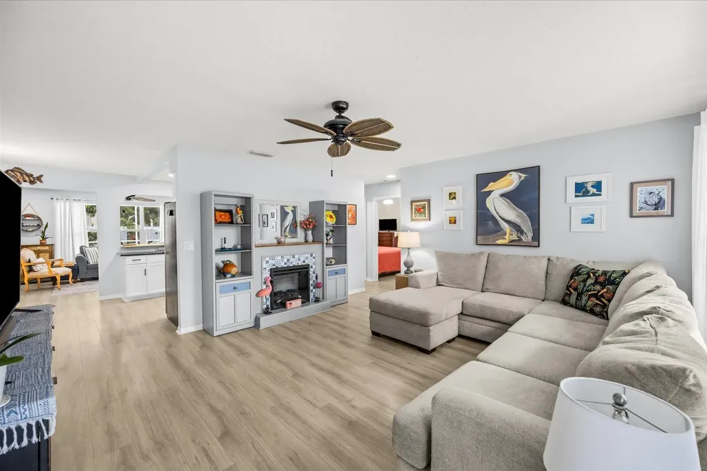 215 19th Avenue Vero Beach FL 32962