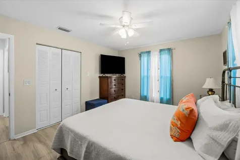 215 19th Avenue Vero Beach FL 32962