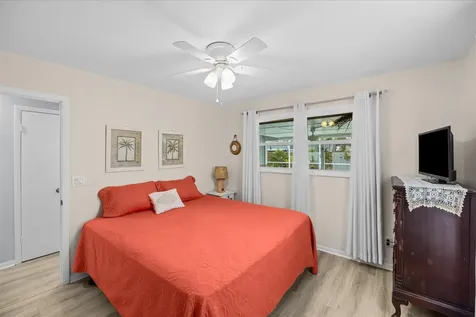 215 19th Avenue Vero Beach FL 32962