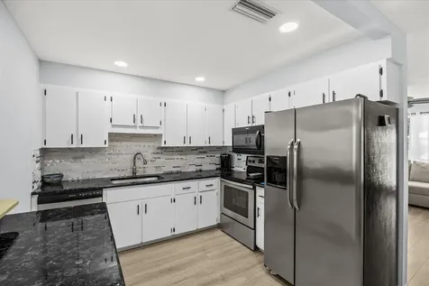 215 19th Avenue Vero Beach FL 32962