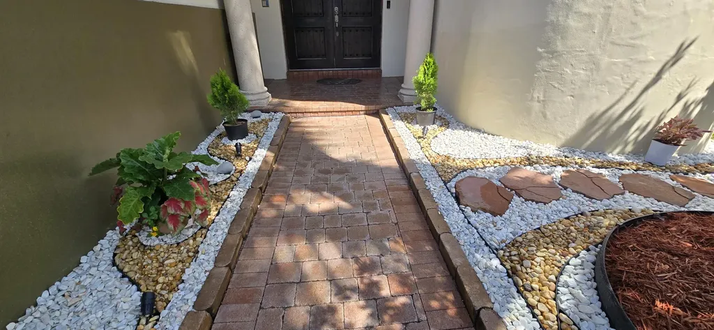 8216 NW 105th Lane Parkland FL 33076