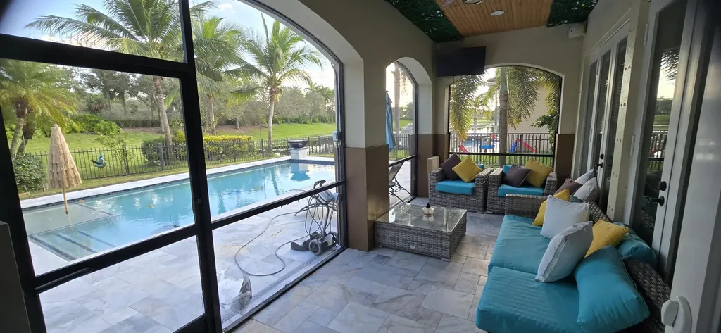 8216 NW 105th Lane Parkland FL 33076