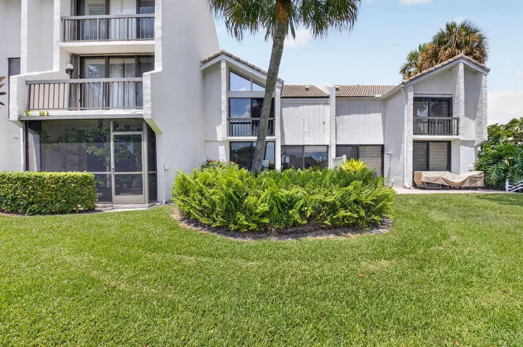 602 Bridgewood Drive Boca Raton FL 33434