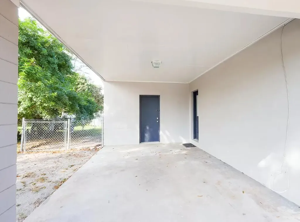 4535 38th Court Vero Beach FL 32967