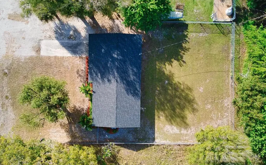 4535 38th Court Vero Beach FL 32967