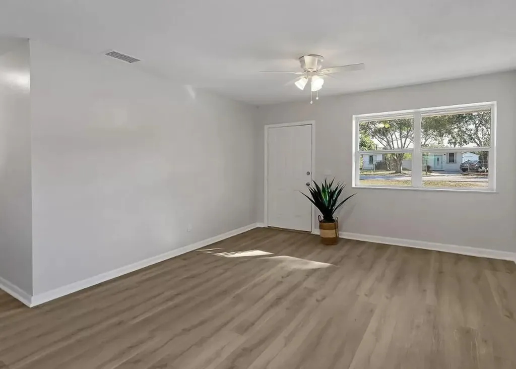 4535 38th Court Vero Beach FL 32967