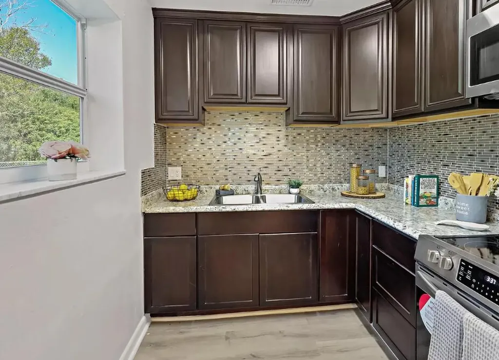 4535 38th Court Vero Beach FL 32967