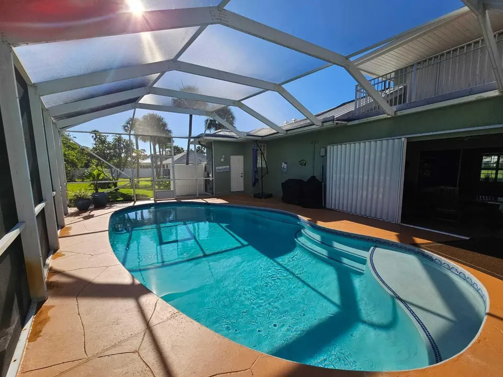 8289 SE Pilots Cove Terrace Hobe Sound FL 33455