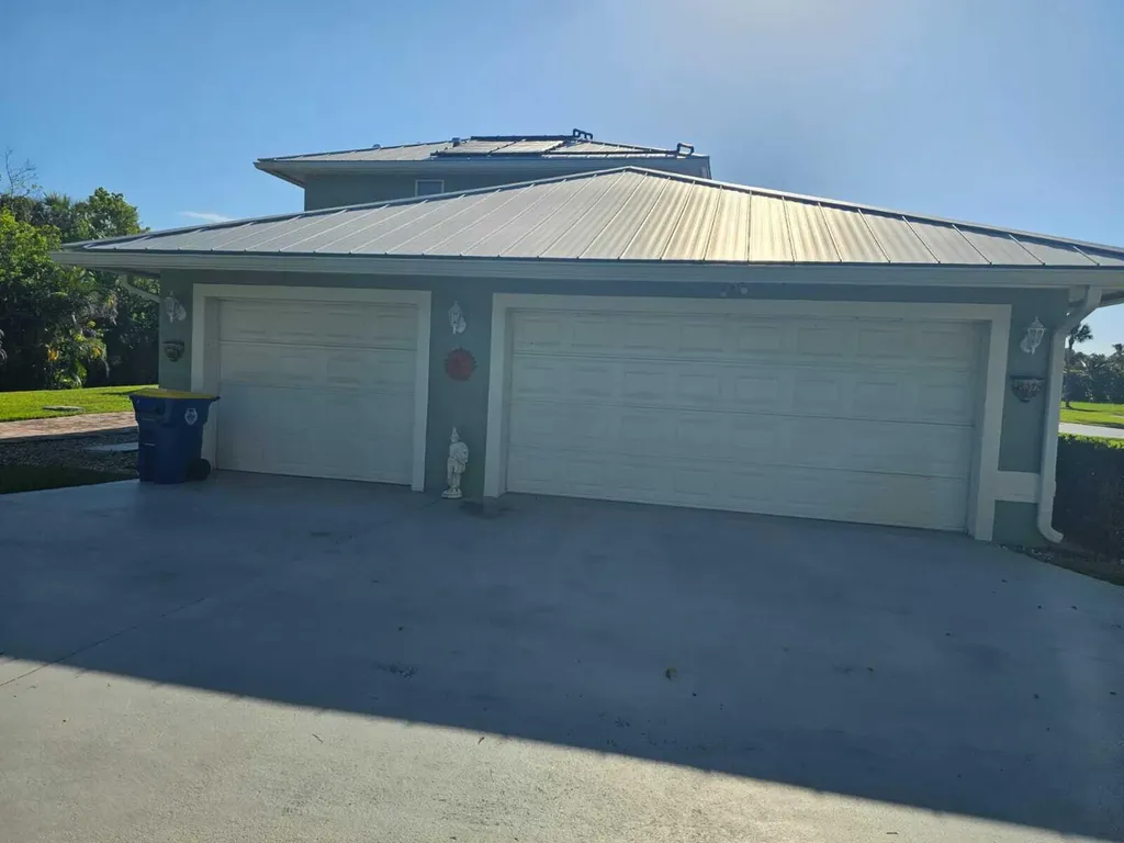 8289 SE Pilots Cove Terrace Hobe Sound FL 33455