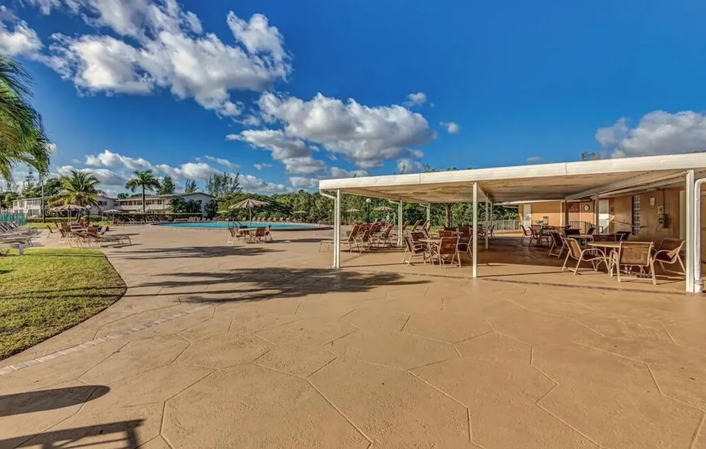 361 Windsor P West Palm Beach FL 33417