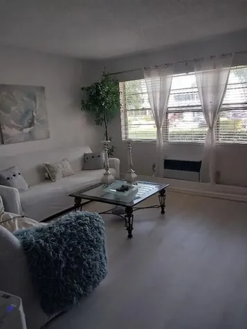 361 Windsor P West Palm Beach FL 33417