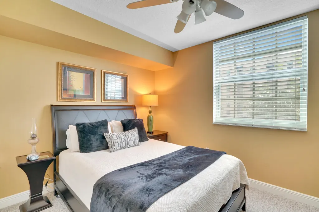 610 Clematis Street West Palm Beach FL 33401