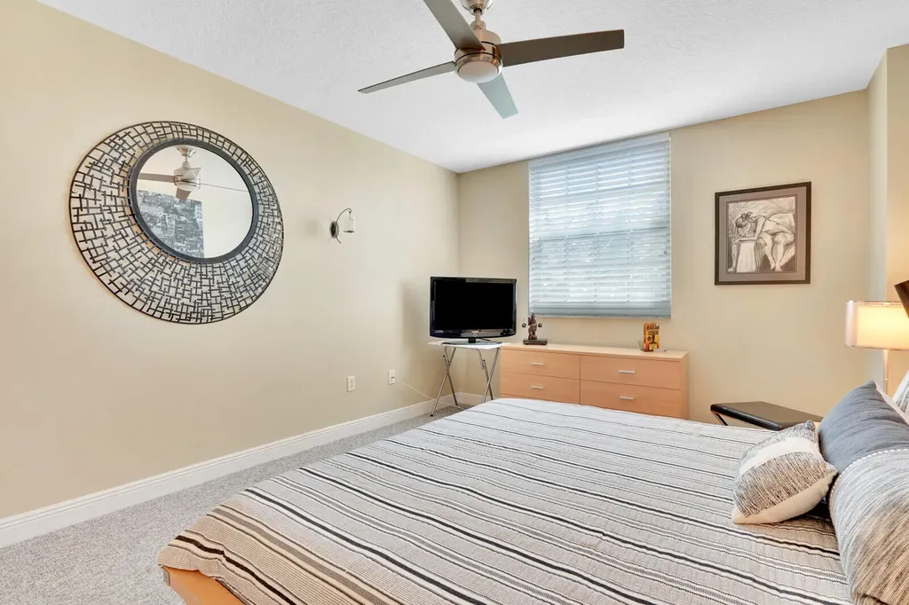610 Clematis Street West Palm Beach FL 33401