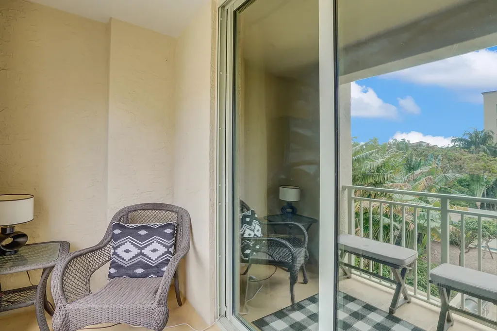 610 Clematis Street West Palm Beach FL 33401