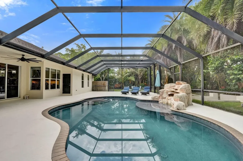 4209 180th Avenue N Loxahatchee FL 33470