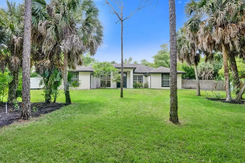 4209 180th Avenue N Loxahatchee FL 33470