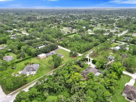 4209 180th Avenue N Loxahatchee FL 33470
