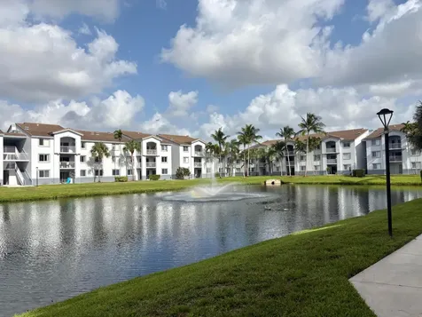 2640 S University Drive S Davie FL 33328