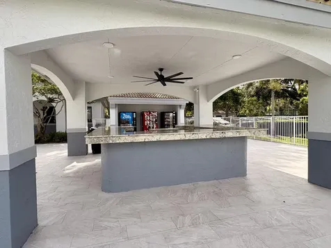2640 S University Drive S Davie FL 33328