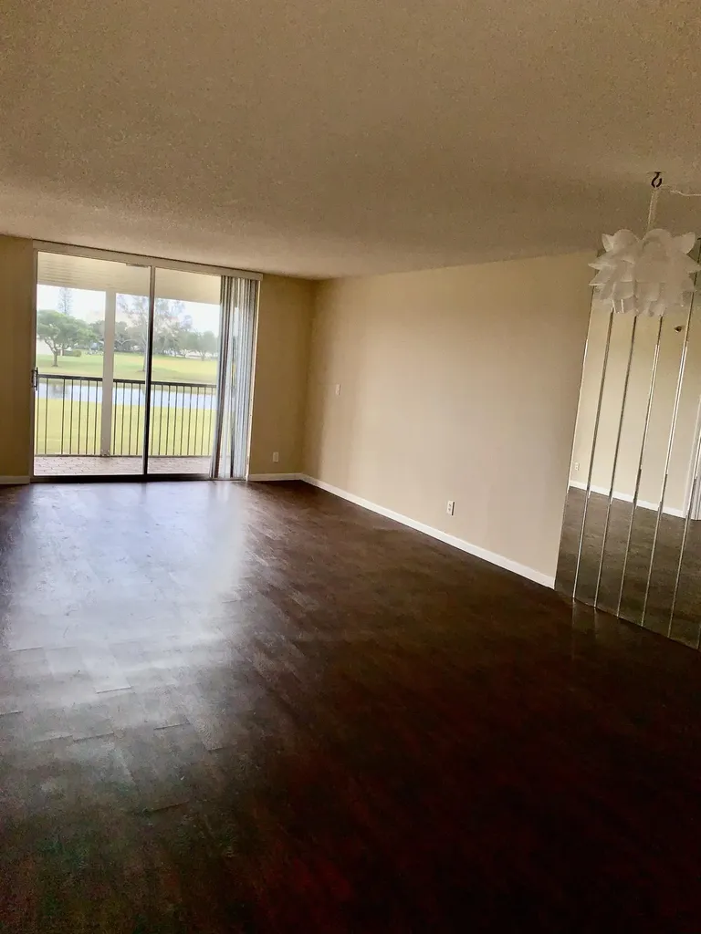3100 W Rolling Hills Circle Davie FL 33328