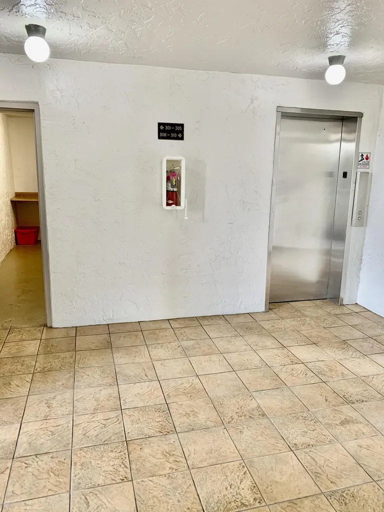 3100 W Rolling Hills Circle Davie FL 33328