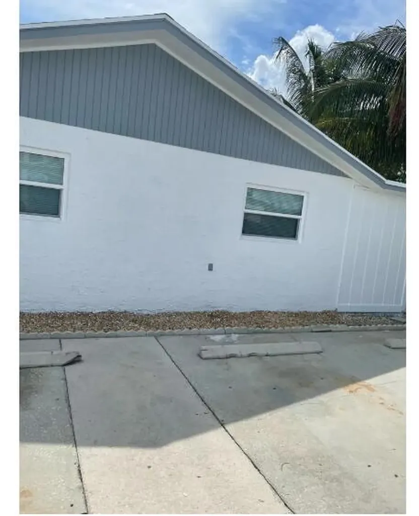 334 Mockingbird Lane Lantana FL 33462
