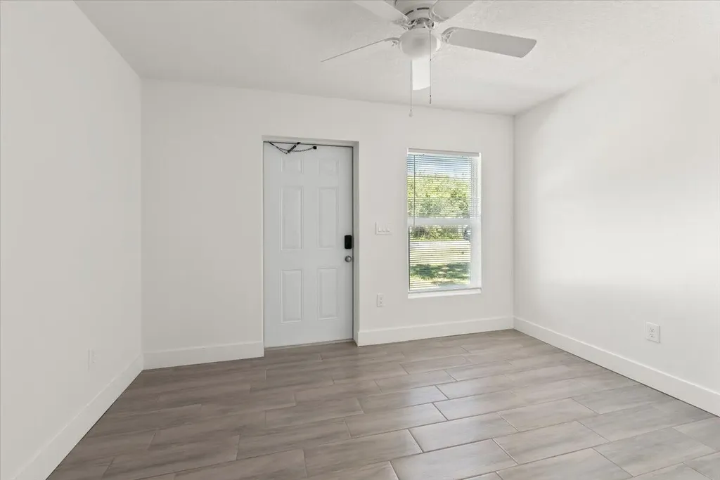 4576 30th Avenue Vero Beach FL 32967