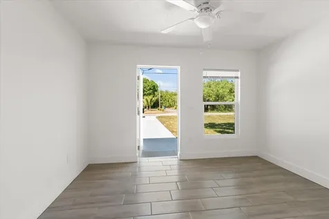 4576 30th Avenue Vero Beach FL 32967