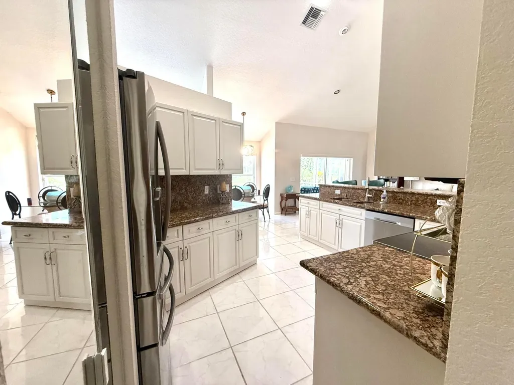 9392 Cascade Court Boynton Beach FL 33437
