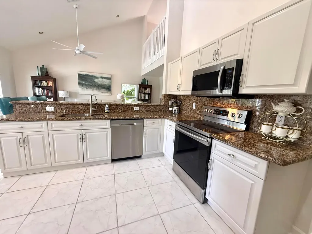 9392 Cascade Court Boynton Beach FL 33437