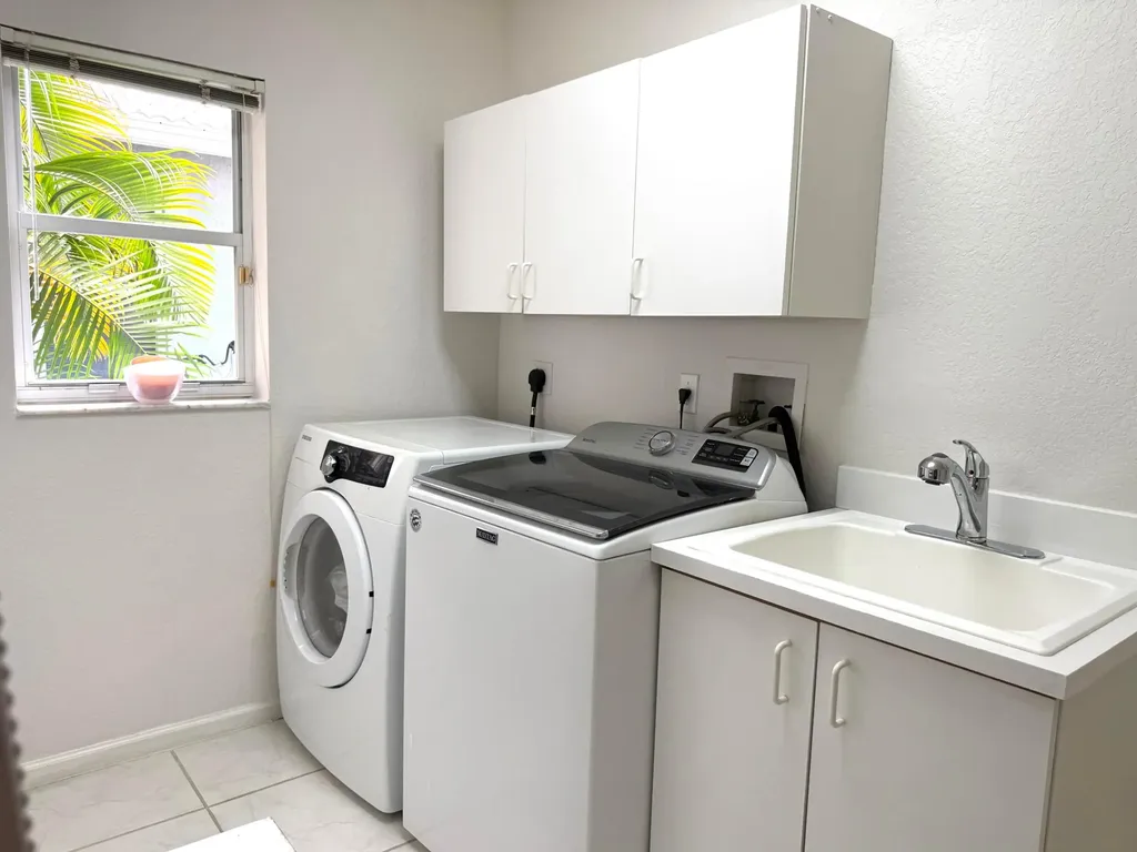9392 Cascade Court Boynton Beach FL 33437