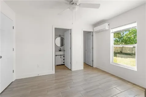 4576 30th Avenue Vero Beach FL 32967