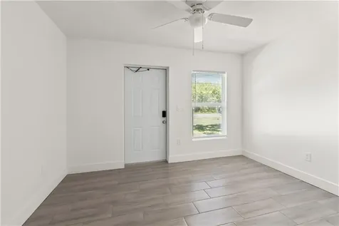 4576 30th Avenue Vero Beach FL 32967