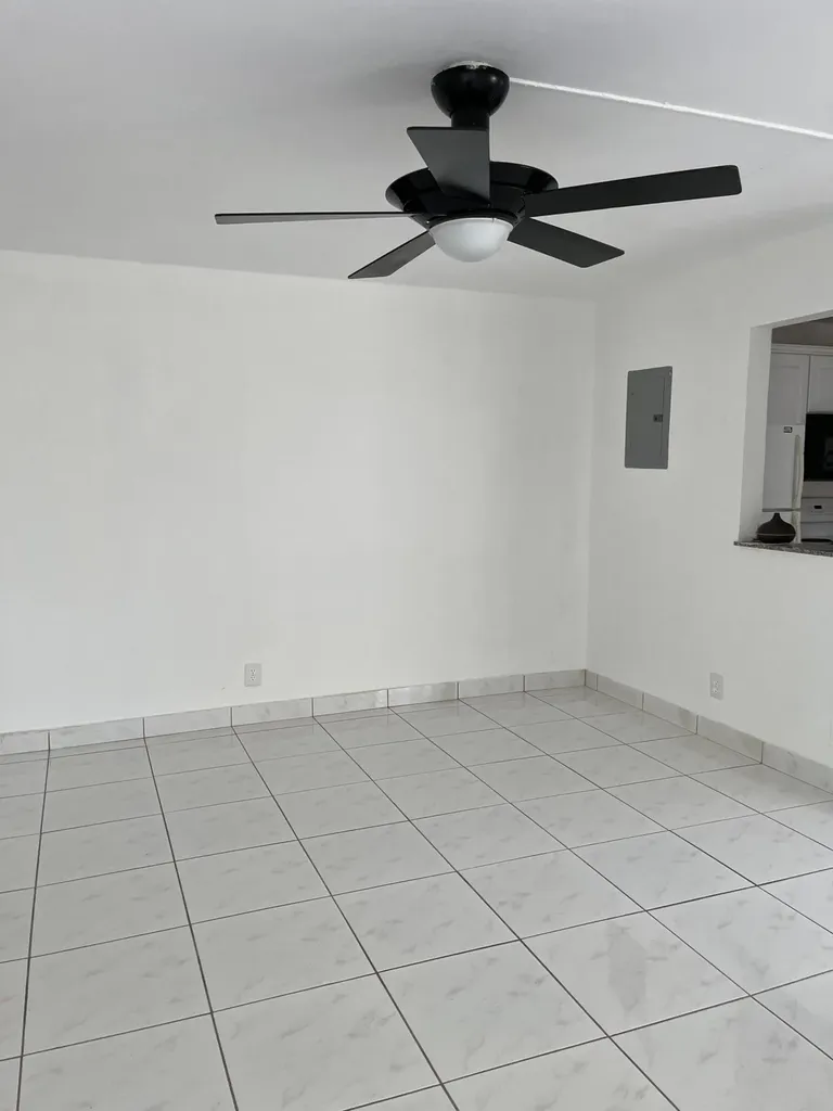 451 Brittany Delray Beach FL 33446