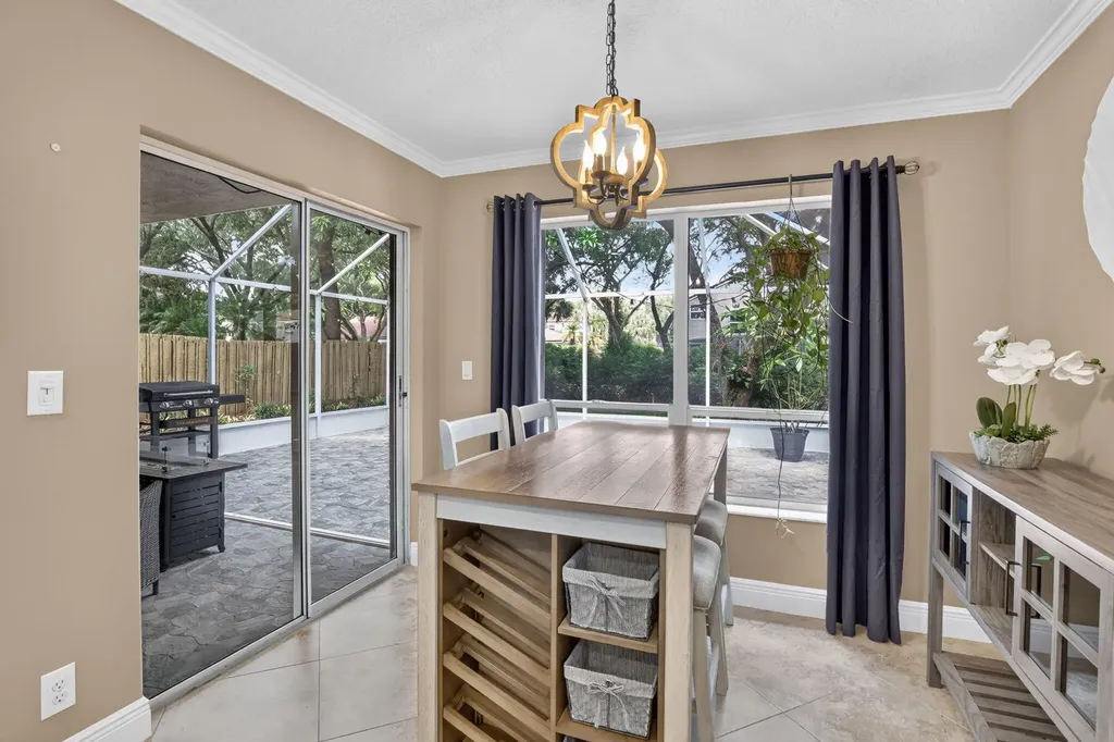 1131 NW 108th Avenue Plantation FL 33322