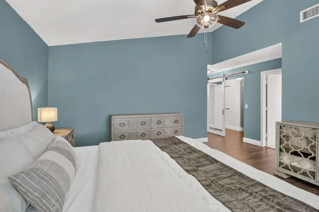 1131 NW 108th Avenue Plantation FL 33322