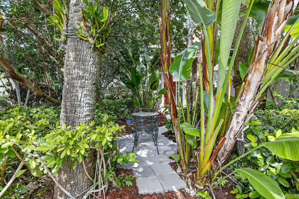 1131 NW 108th Avenue Plantation FL 33322