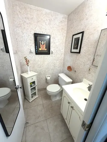 2541 Red Hibiscus Boulevard Delray Beach FL 33445