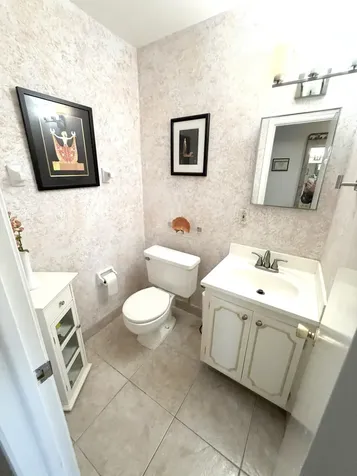 2541 Red Hibiscus Boulevard Delray Beach FL 33445