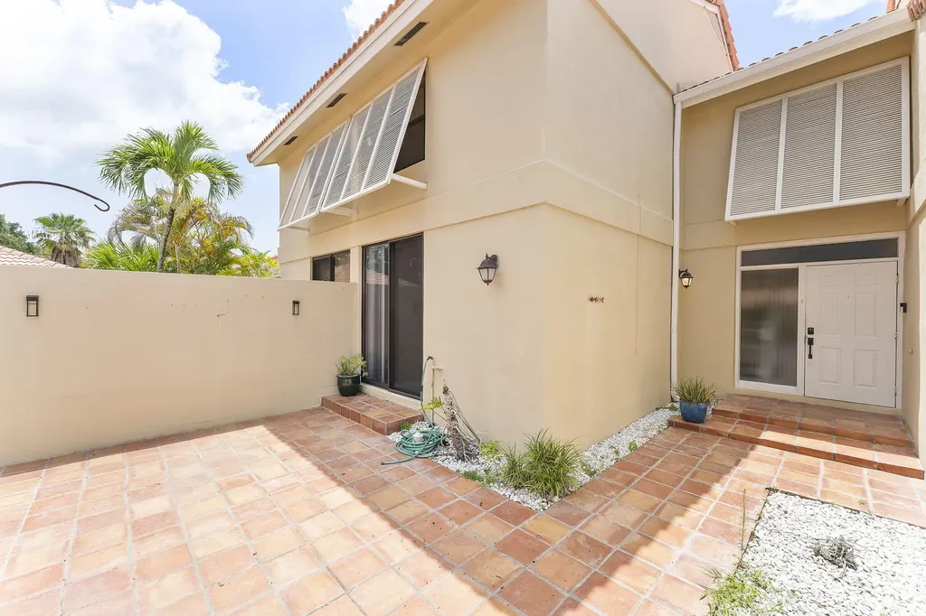 119 Old Meadow Way Palm Beach Gardens FL 33418