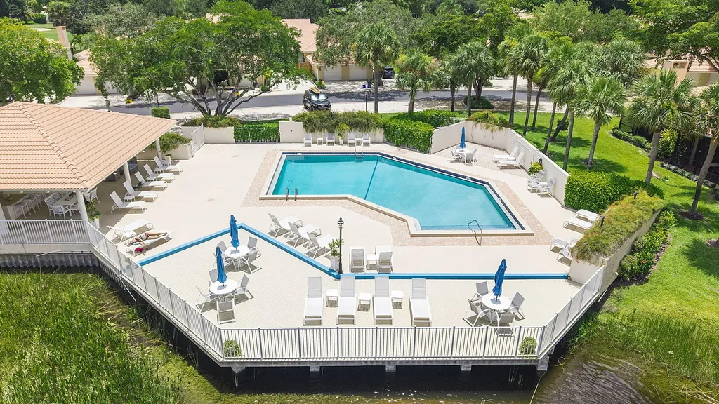 119 Old Meadow Way Palm Beach Gardens FL 33418