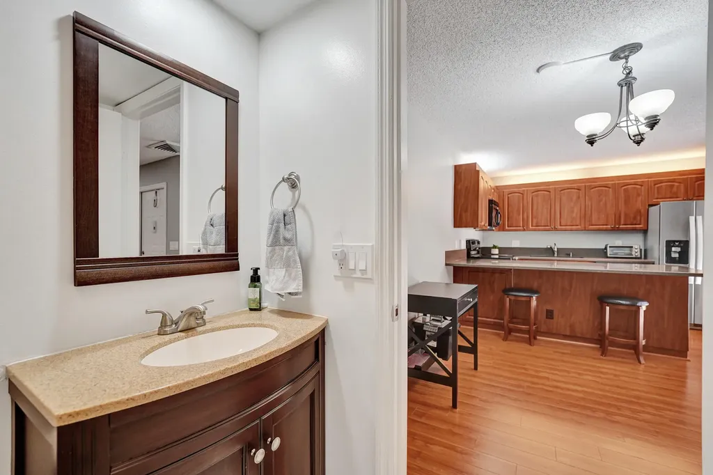 714 NW 98th Circle Plantation FL 33324