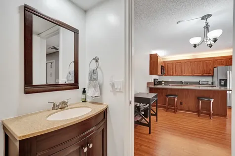 714 NW 98th Circle Plantation FL 33324