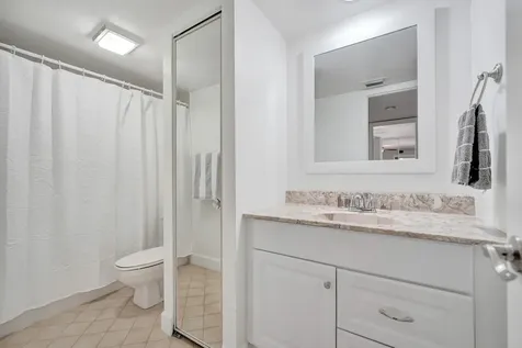 714 NW 98th Circle Plantation FL 33324